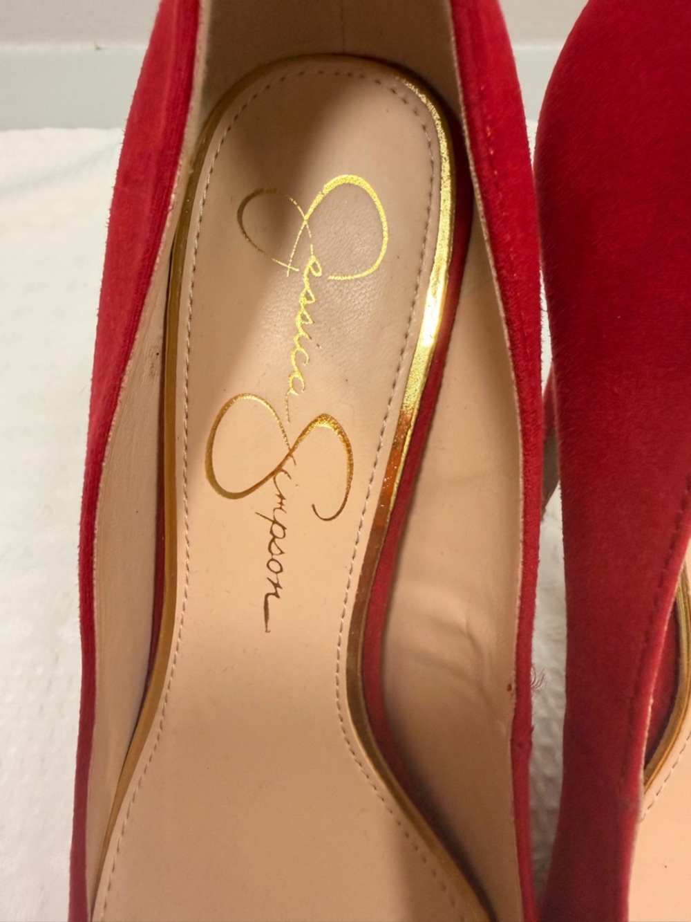 Jessica Simpson Scarlet Suede Pointed Toe Pumps NWOB!